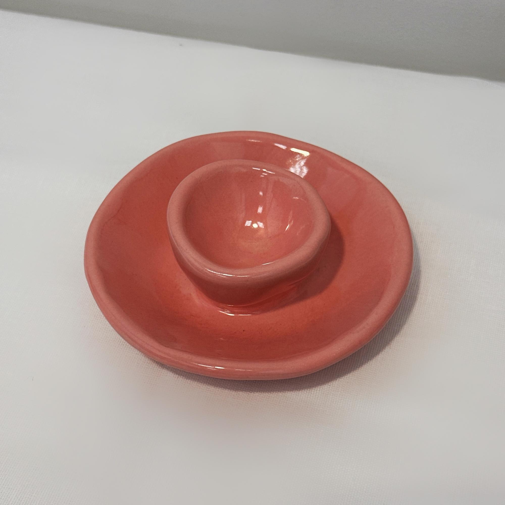 Подставка под яйцо розовая