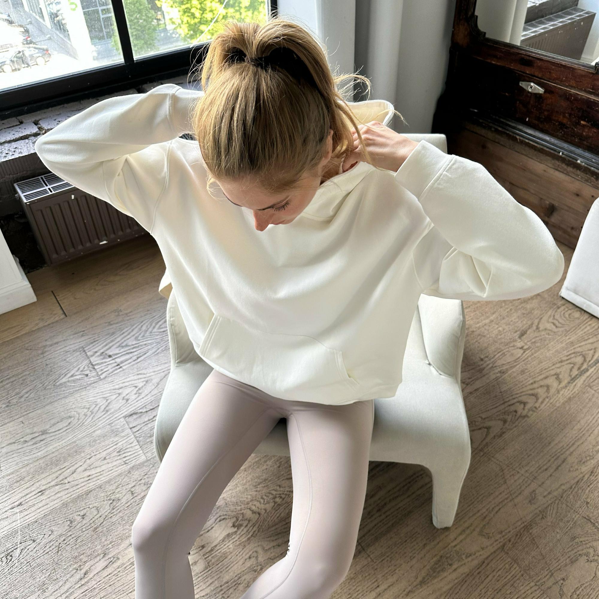 ХУДИ МОЛОЧНЫЙ