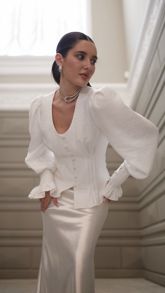 Блуза из вискозы