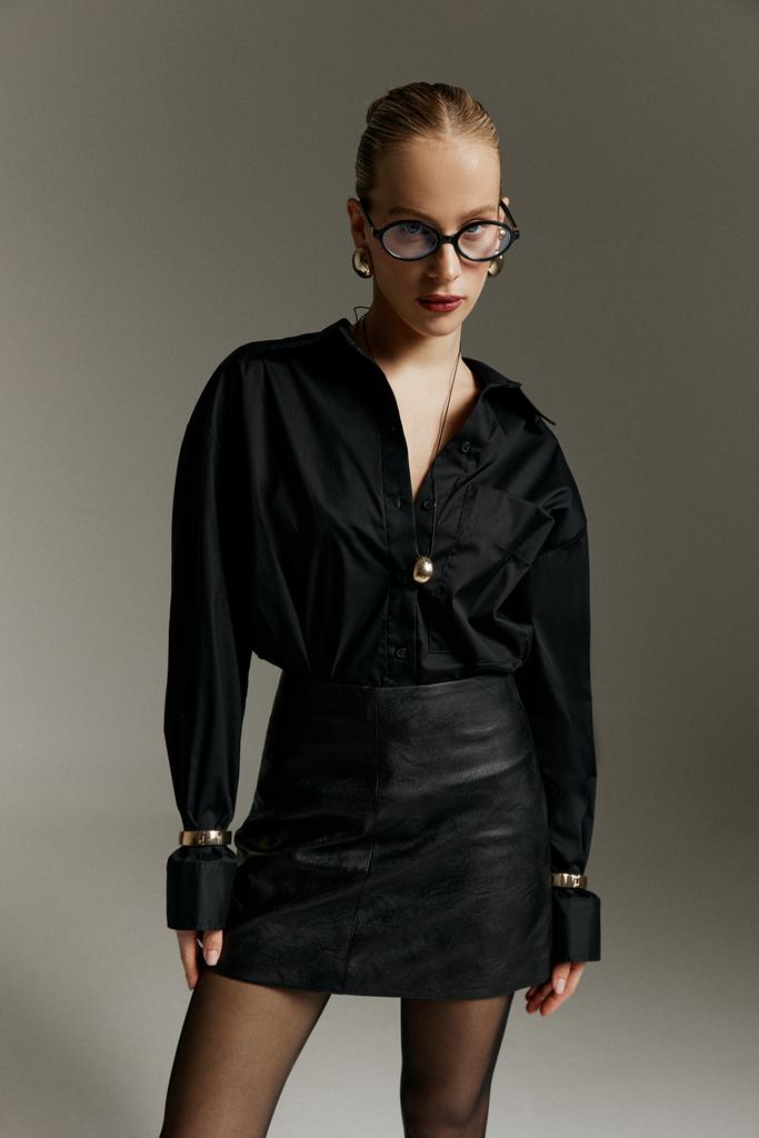 юбка мини из фактурной экокожи