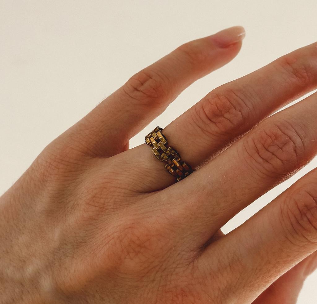 Кольцо из японского бисера