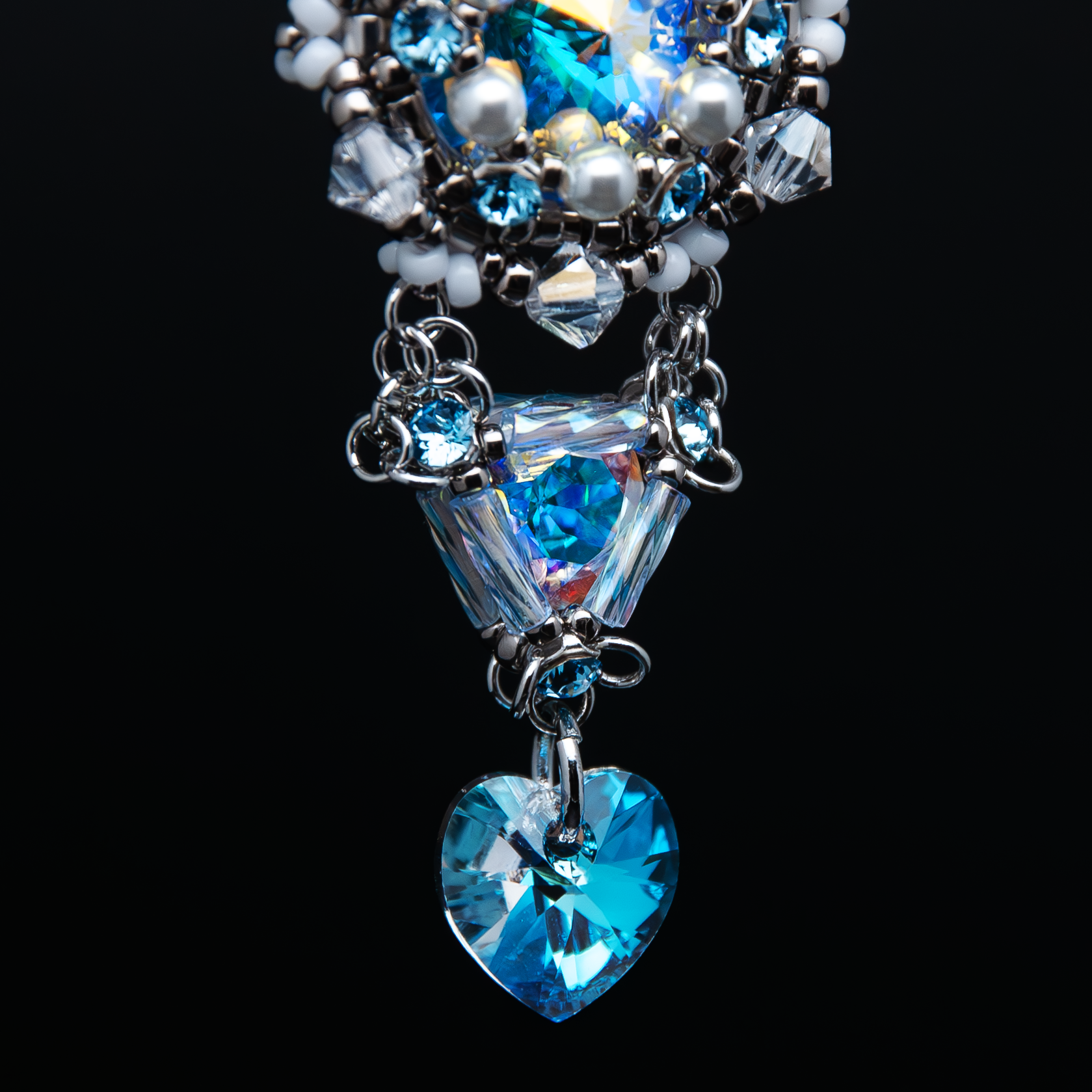 Брошь "Ледяная капель"