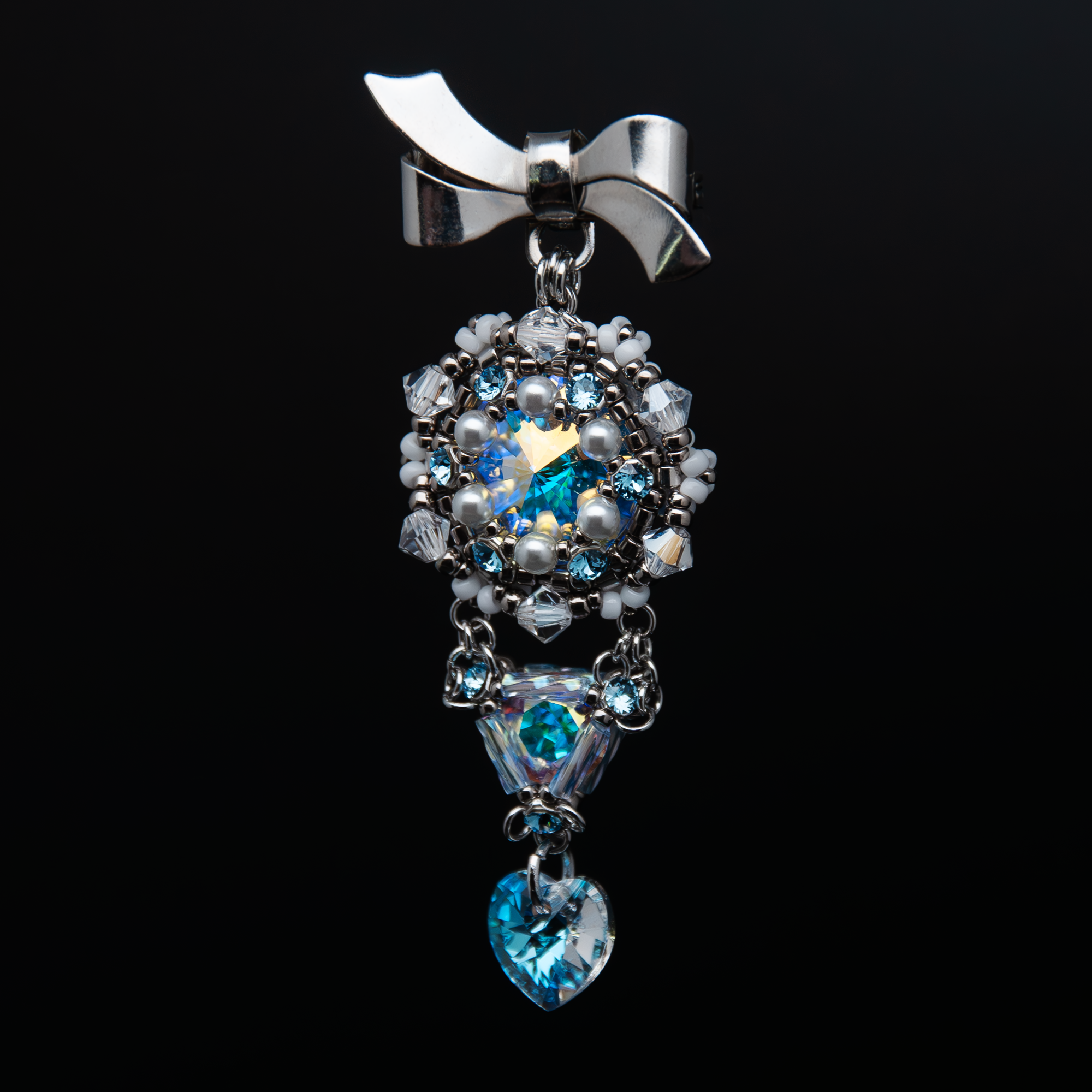 Брошь "Ледяная капель"