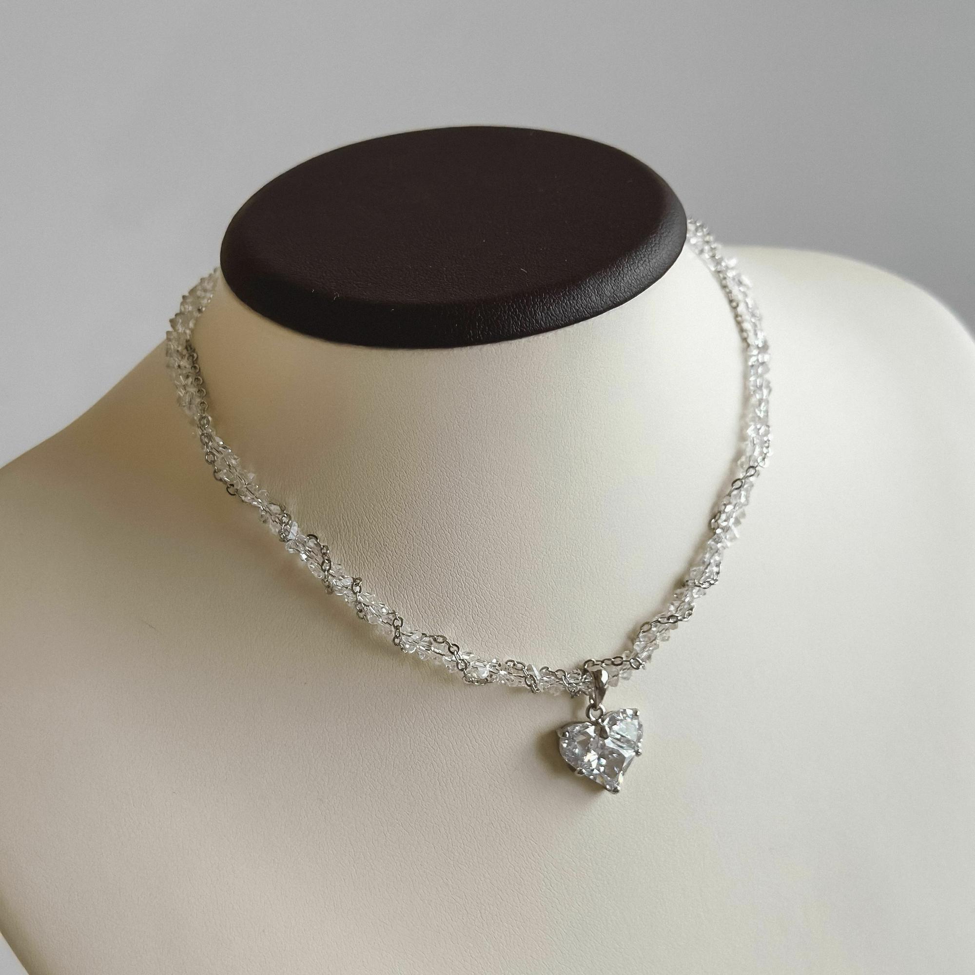 Чокер из стеклянных бусин кристалл