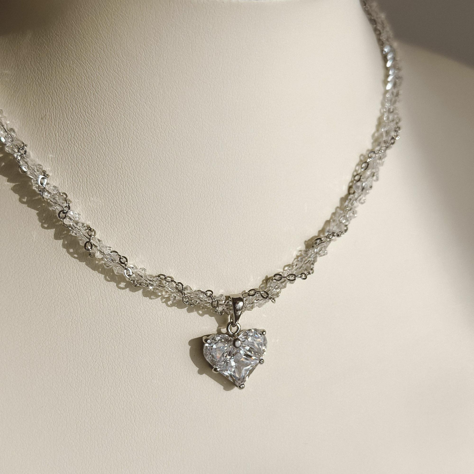 Чокер из стеклянных бусин кристалл