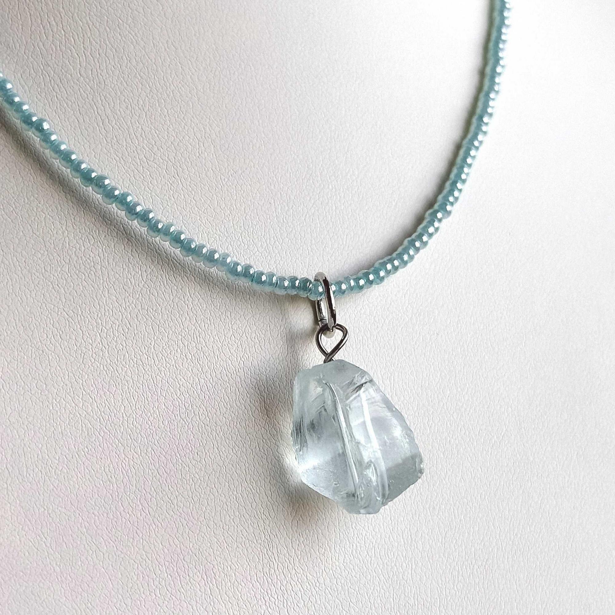 Чокер с аквамарином