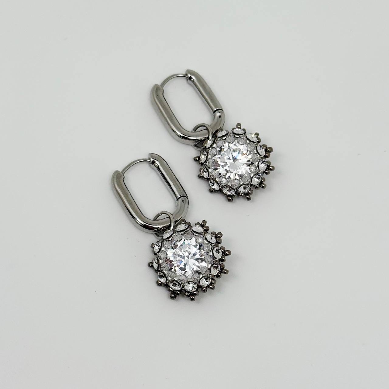 Серьги с цирконами