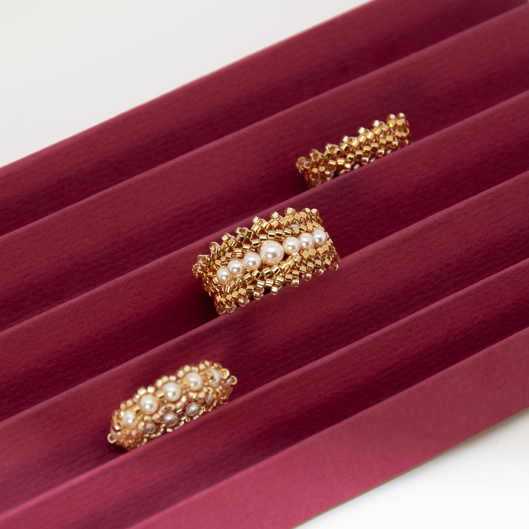 МК кольца "Жемчужная линия"