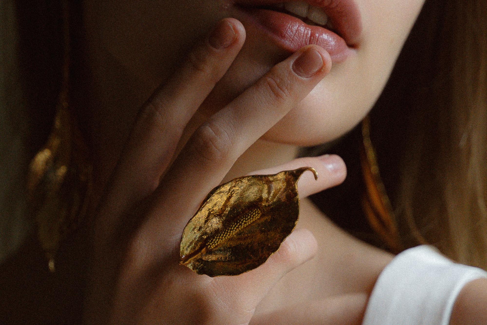 КОЛЬЦО "СПАТИФИЛЛУМ"