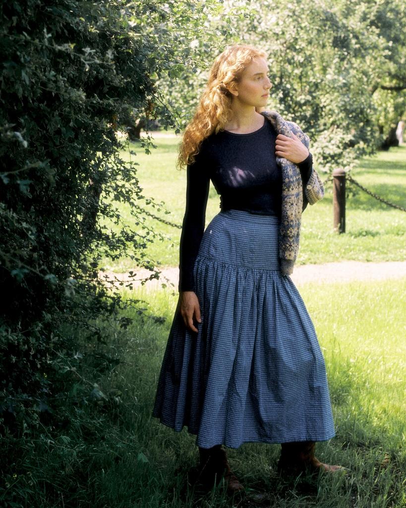 Юбка миди с запахом в синюю клетку