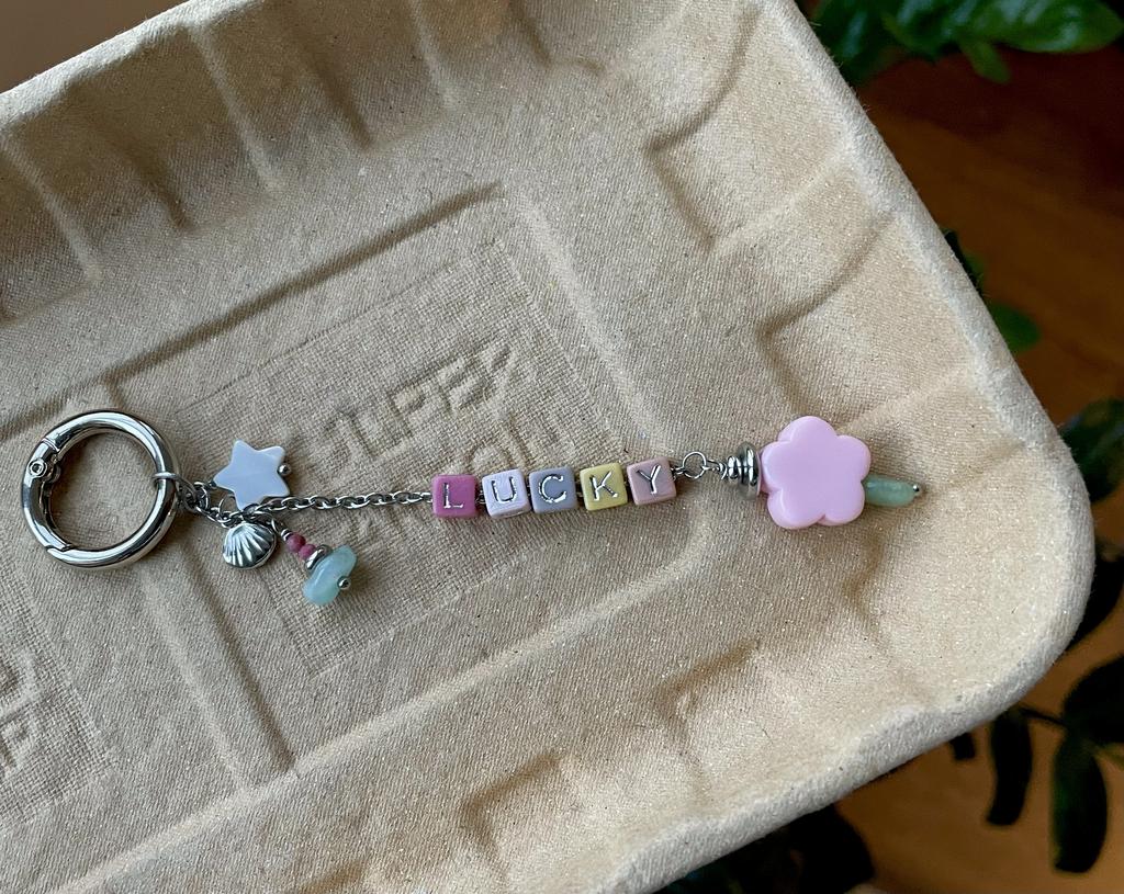 Брелок LUCKY