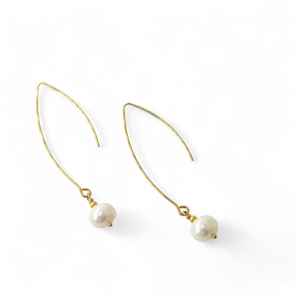 Серьги-крючки с жемчугом в золоте