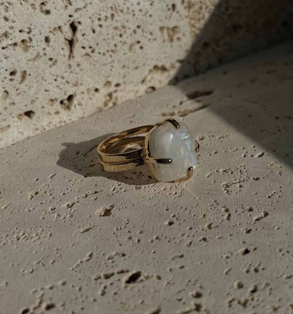 Кольцо MOONSTONE NEW COLLECTION