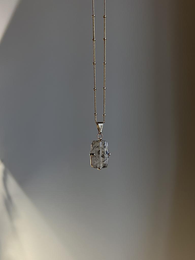 Подвеска QUARTZ NEW COLLECTION