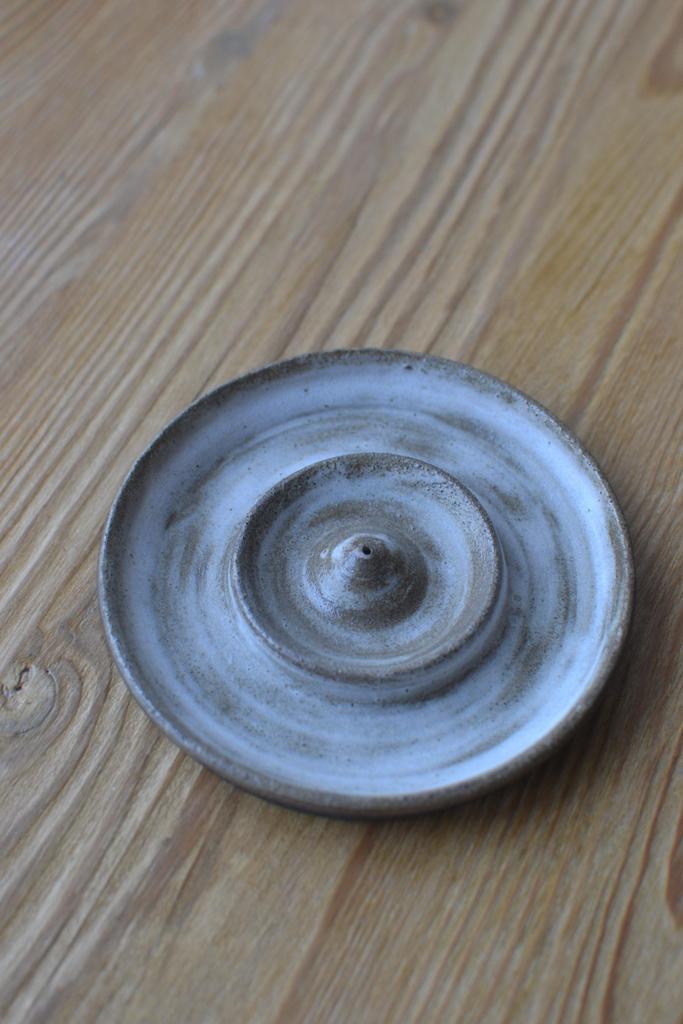 Подставка для благовоний серая