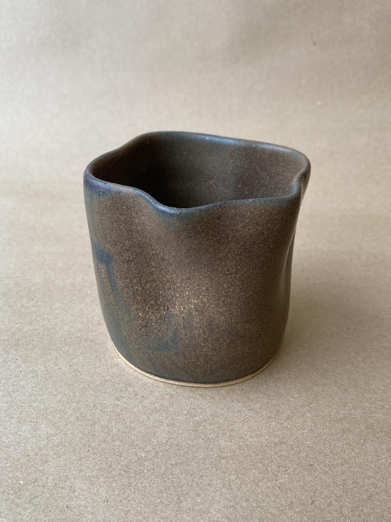 Стакан "Мятый" коричневый