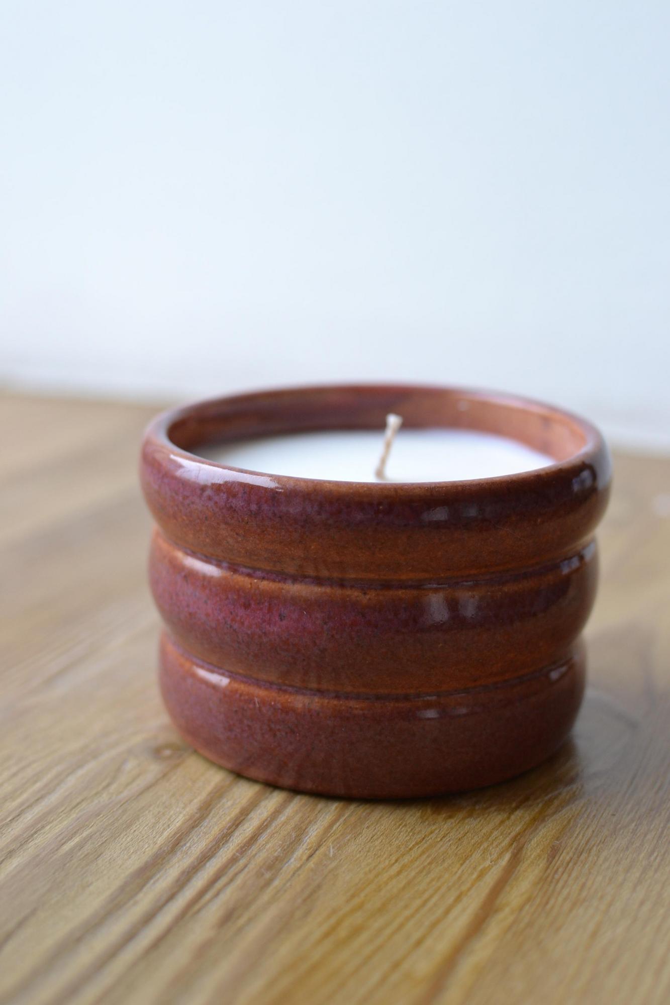 Свеча фиолетоая - северная клюква, дерево, чай