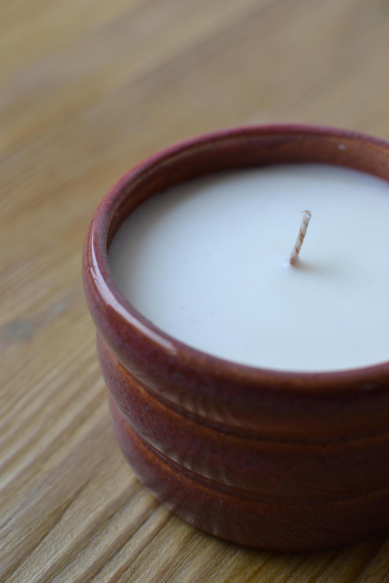 Свеча фиолетоая - северная клюква, дерево, чай