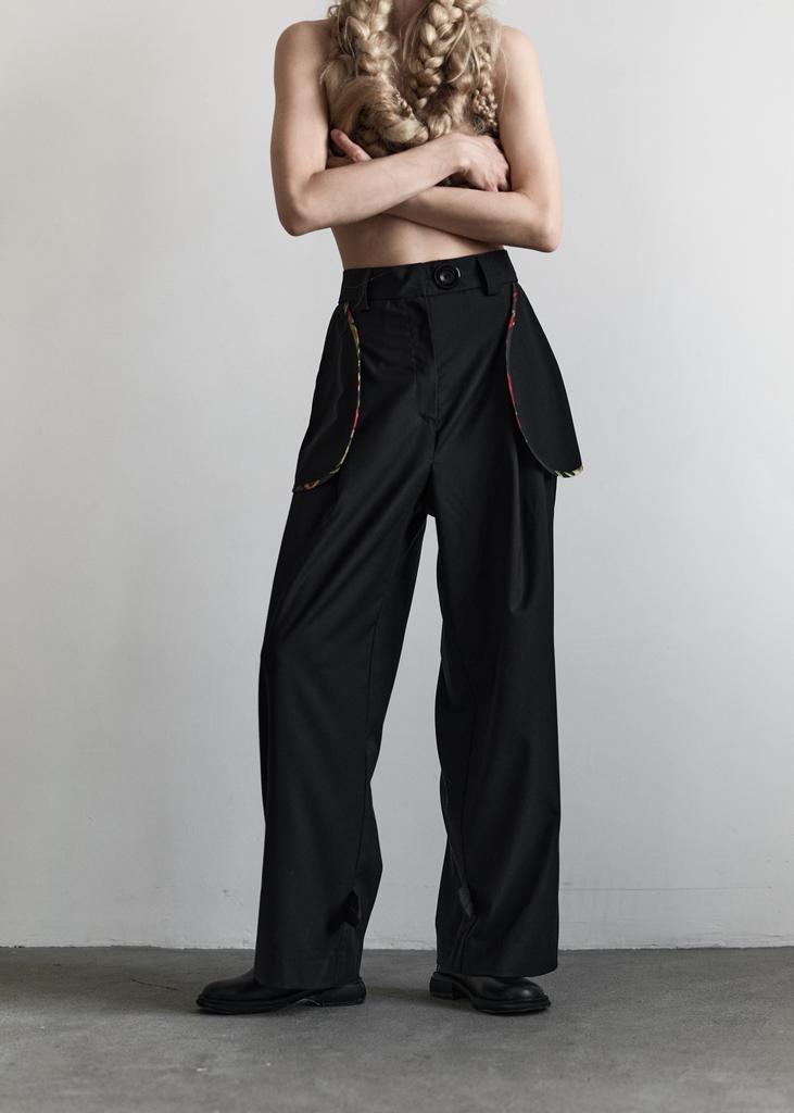 Брюки с карманами