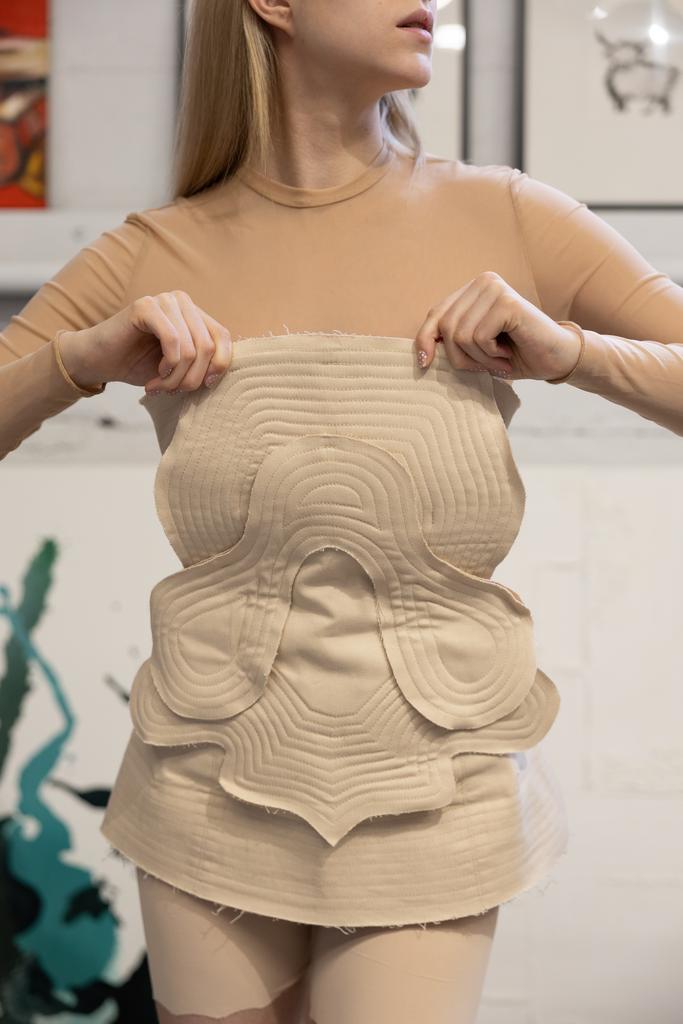 Корсет стеганый бежевый