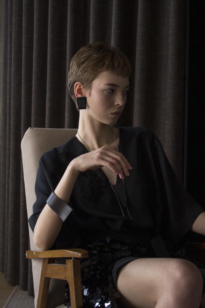 Платье короткое из купры