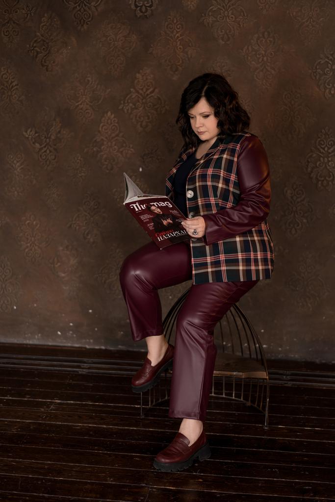 Брюки прямого кроя бордовые (под заказ), в наличии 4 шт