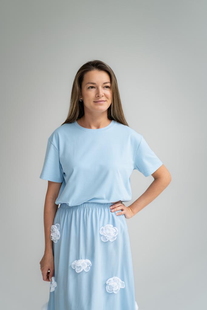 Футболка голубая