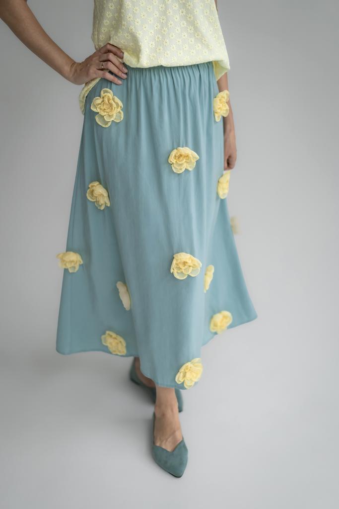 Юбка с цветами мятная