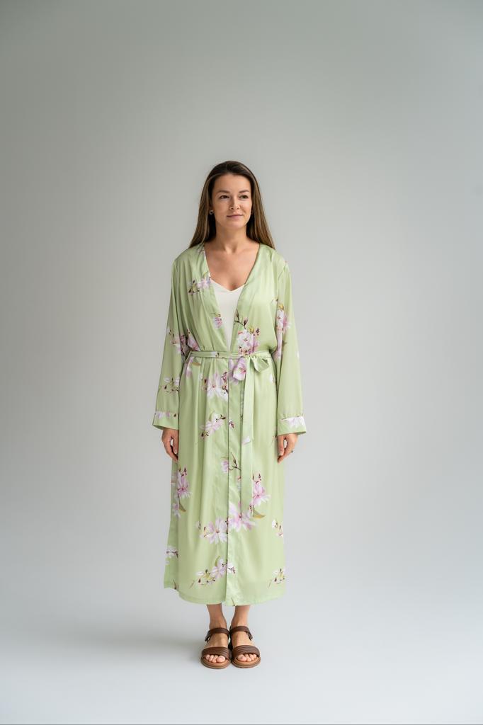 Шелковый тренч магнолия