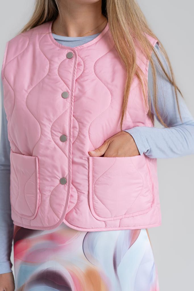 Жилетка стеганая розовая