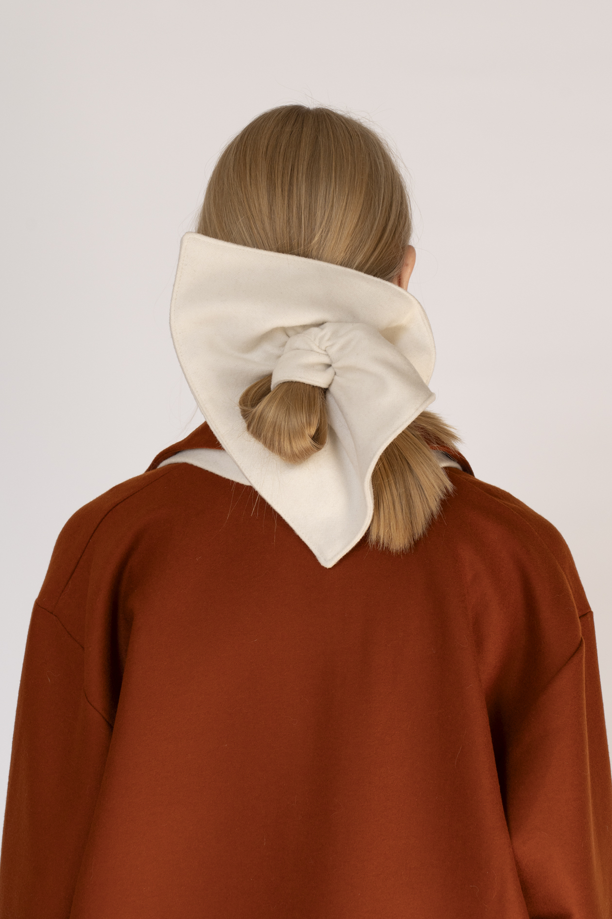 Поло терракотовый из шерсти