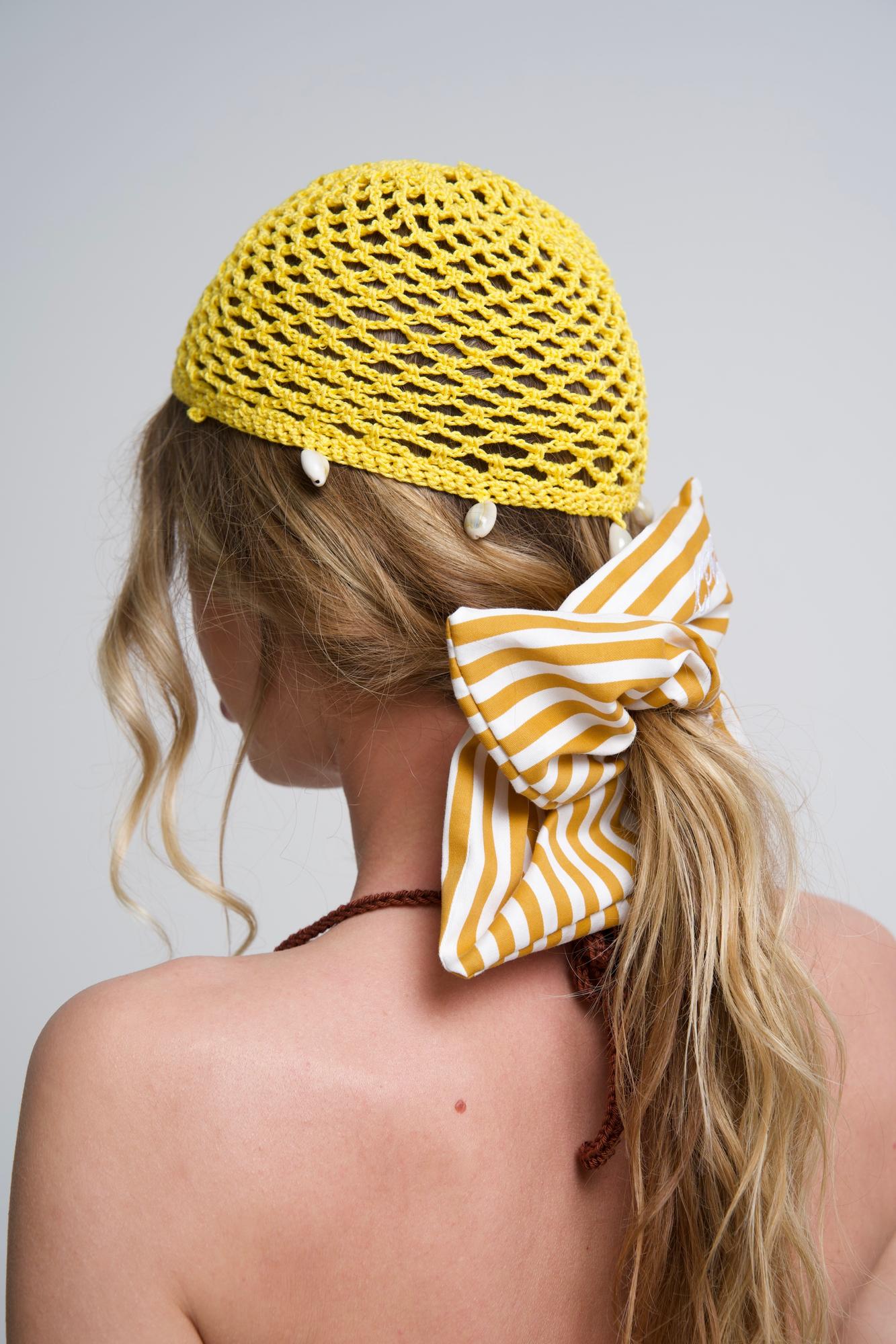 Резинка для волос в полоску