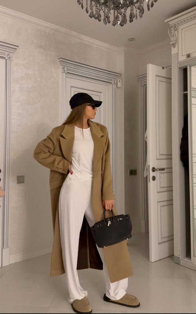 Пальто двубортное бежевый