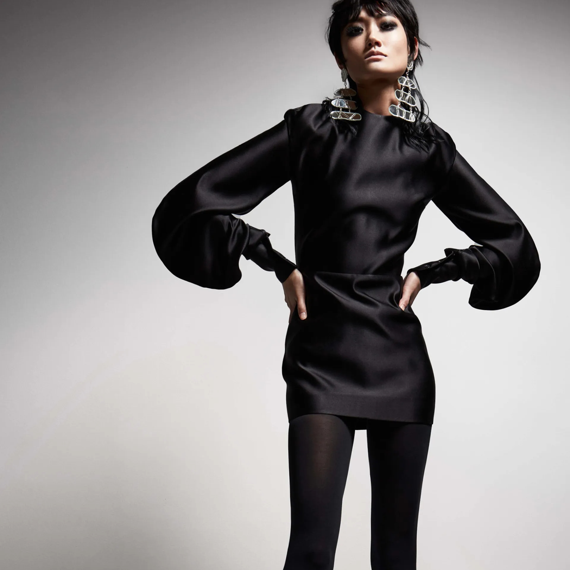 Платье миди базовое