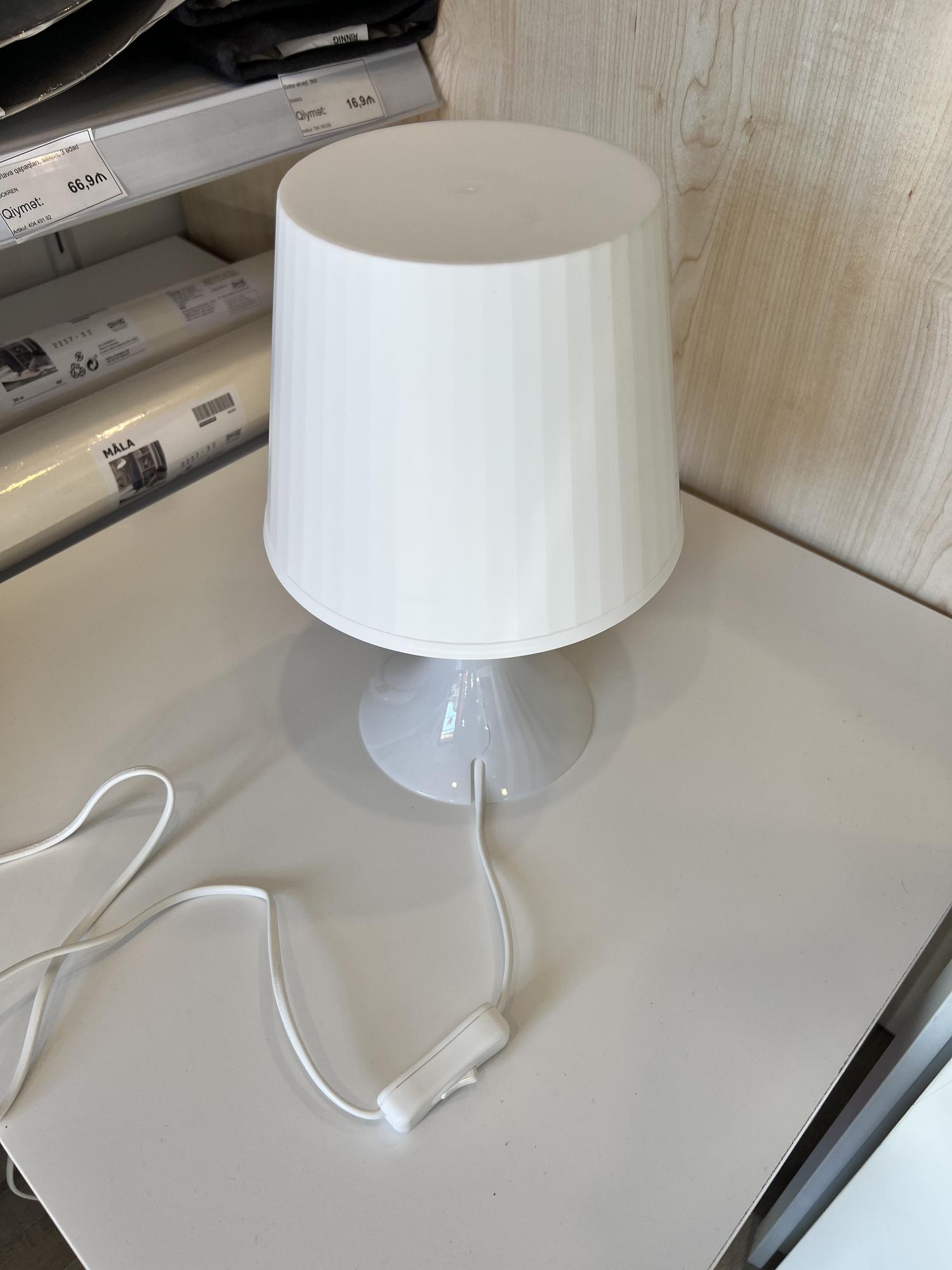 LAMPAN IKEA ЛАМПАН Лампа настольная, белый 29 см (трещина в основании)