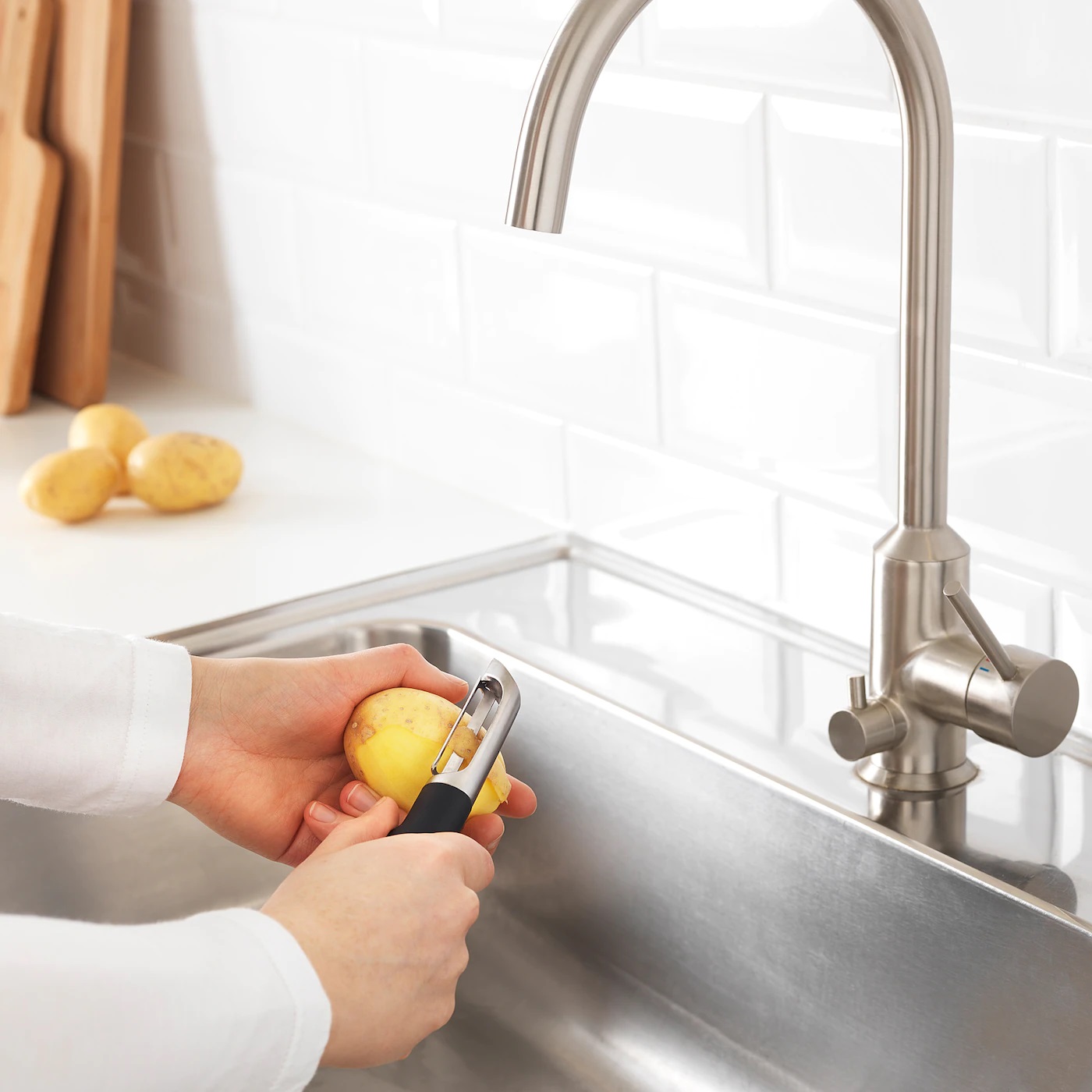 IKEA 365+ VARDEFULL ИКЕА 365+ ВЭРДЕ Нож для чистки картофеля, черный