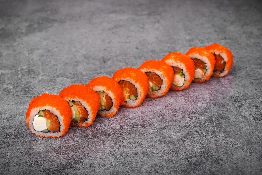 Ролл "Калифорния с лососем"