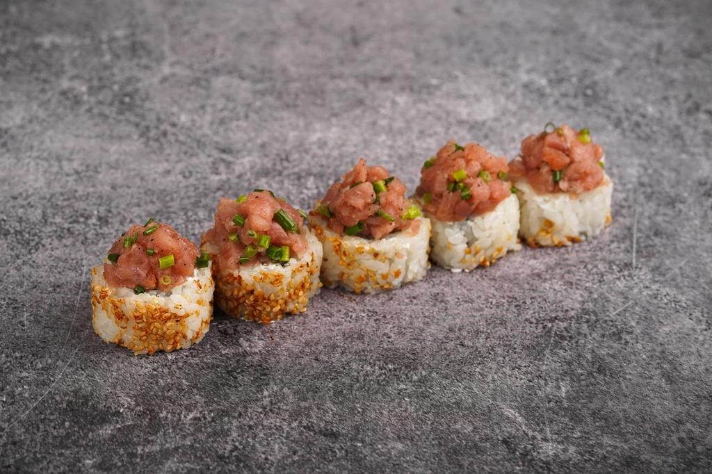 Ролл "Тар-тар из тунца"