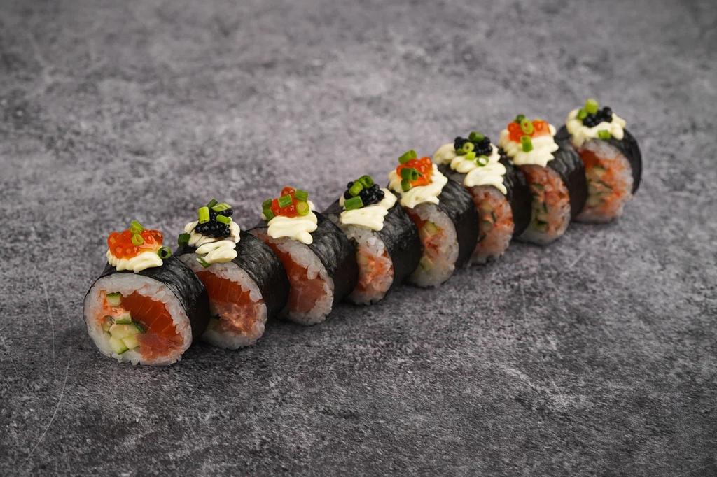 Ролл "Лосось/тунец/спайс"