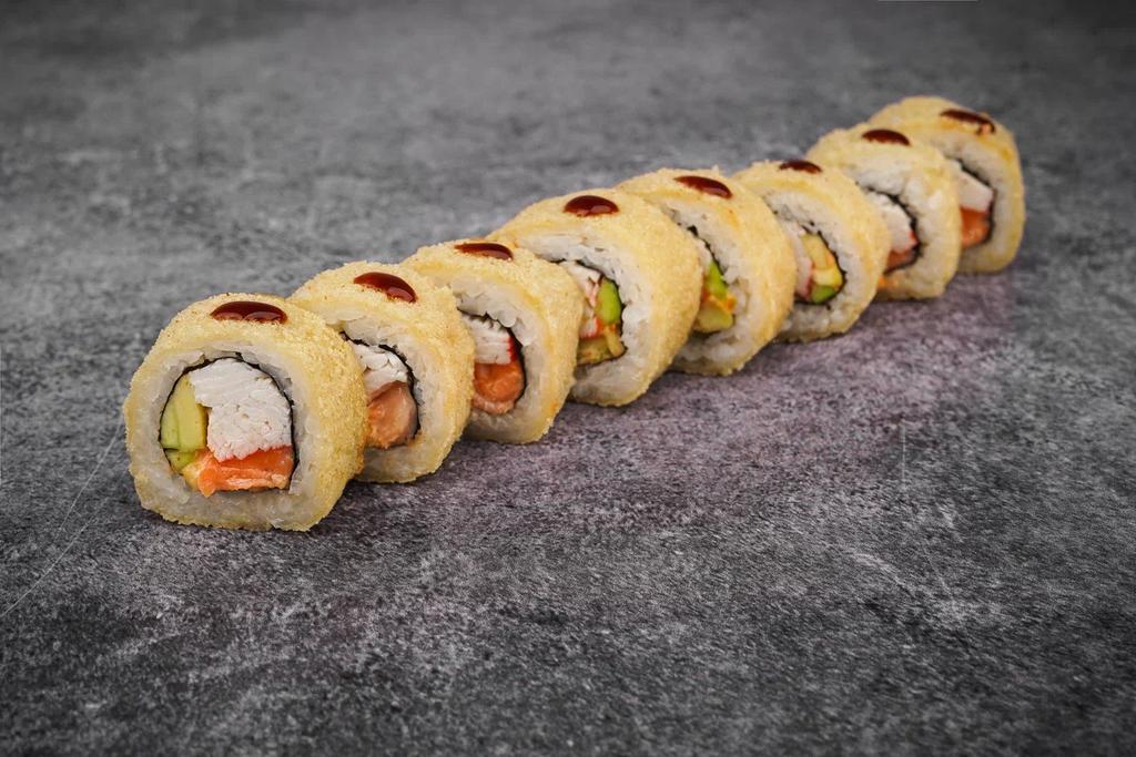 Жареный с лососем и крабом