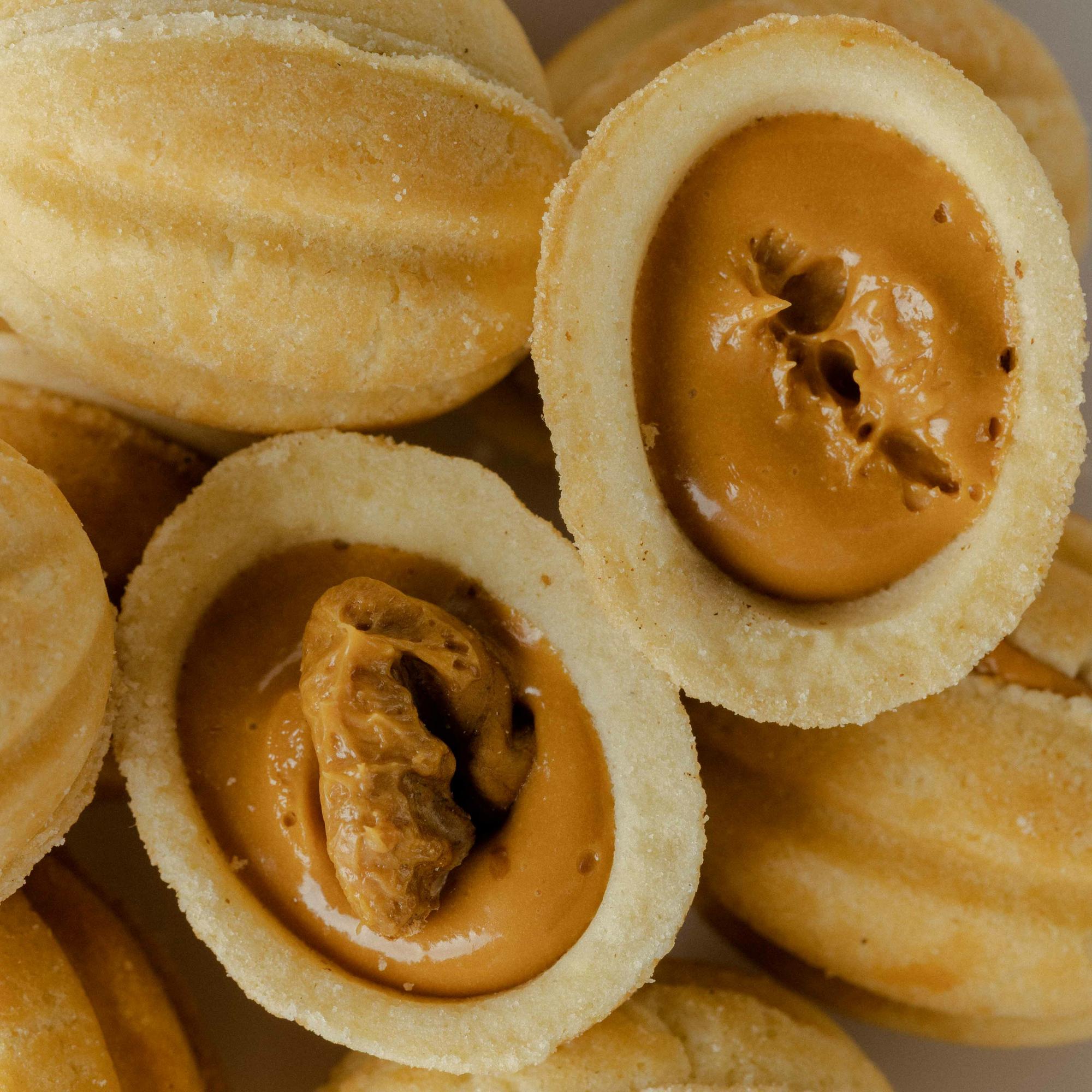 Орешки с вареной сгущенкой, 8 шт / 144 гр