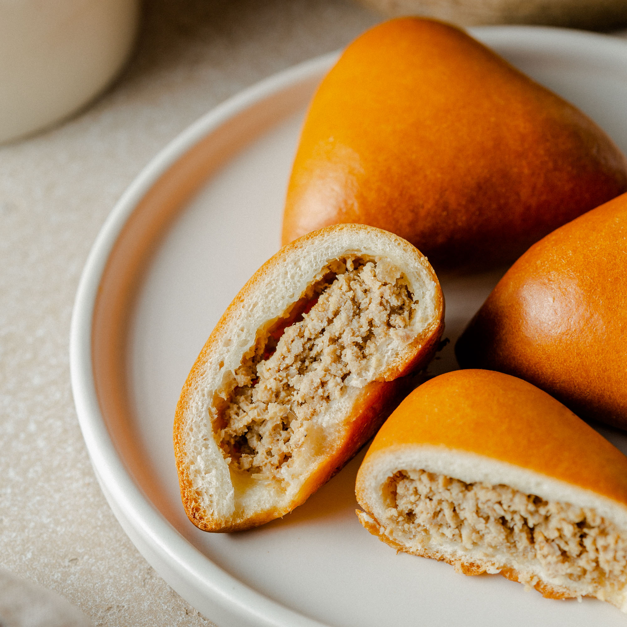 Пирожки с мясом, 30 шт / 1800 гр