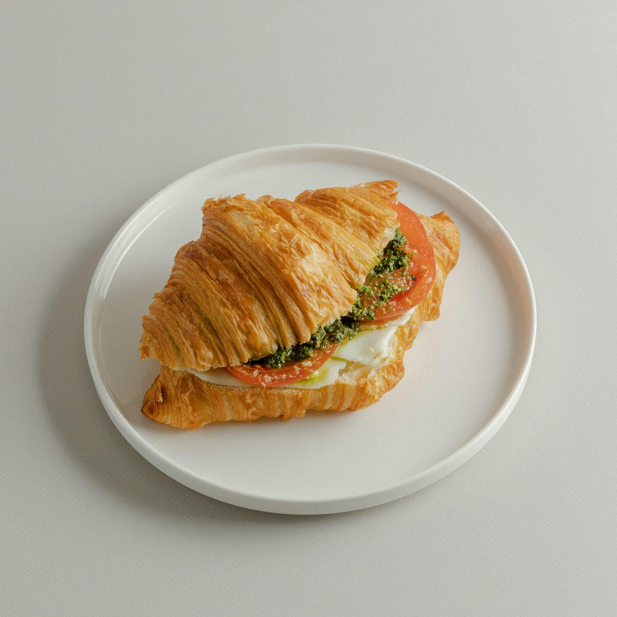 Круассан капрезе, 125 гр