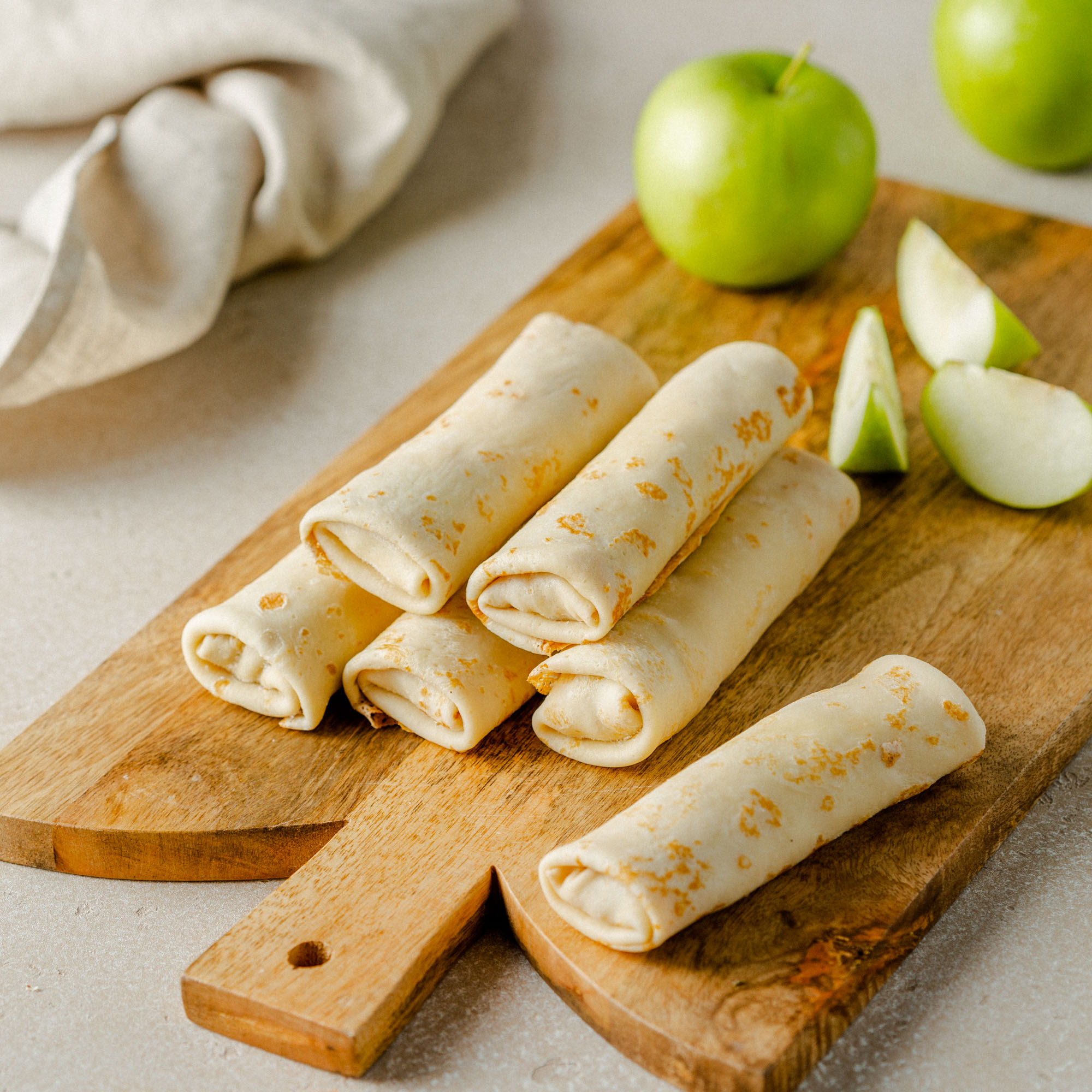 Блинчики с яблоком и корицей, 60 шт