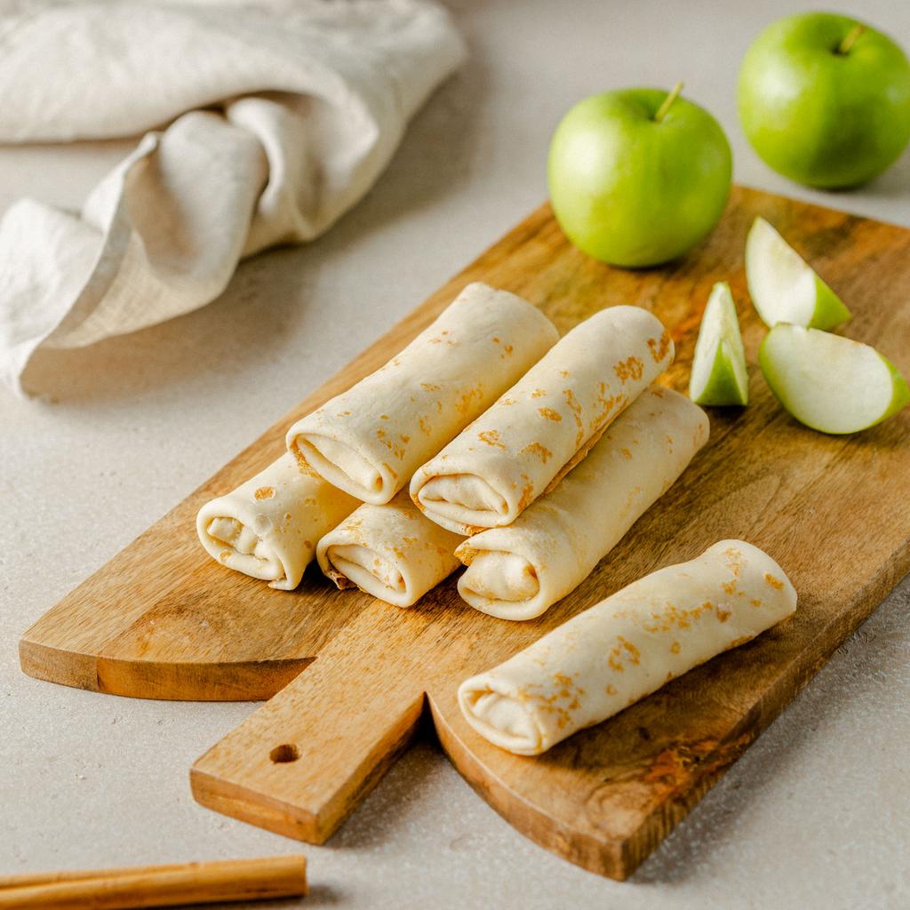 Блинчики с яблоком и корицей, 2 шт / 160 гр (3 порции)