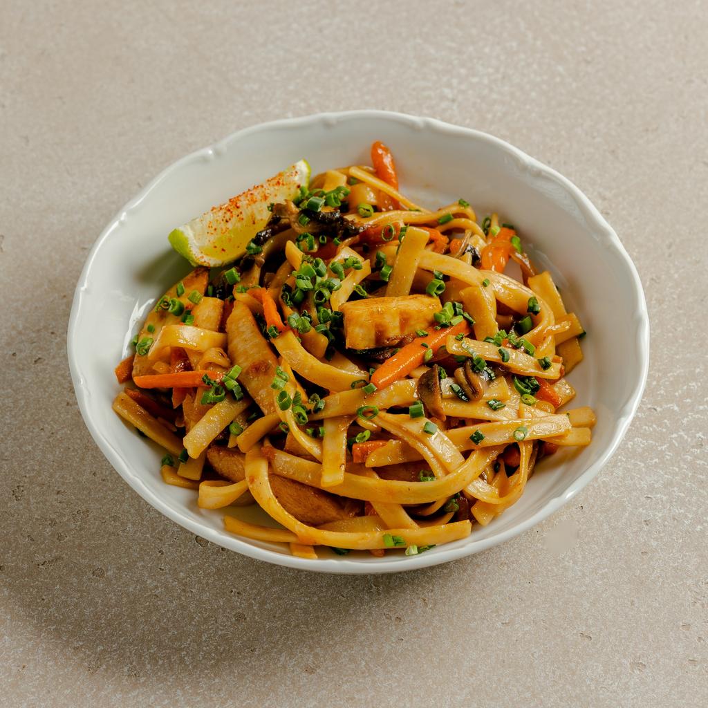 Удон с курицей терияки, 280 гр (2 порции)