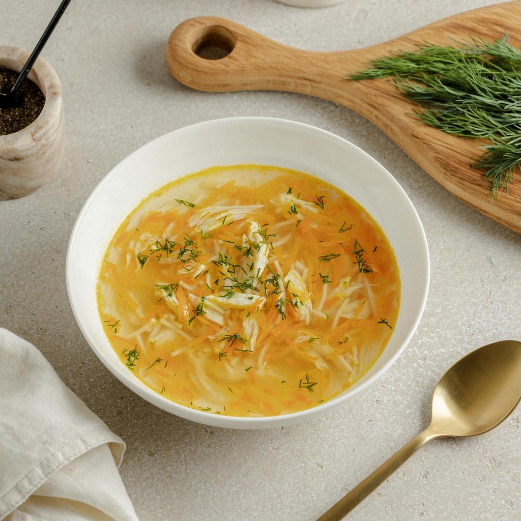 Суп куриный с лапшой, 300 гр (2 порции)