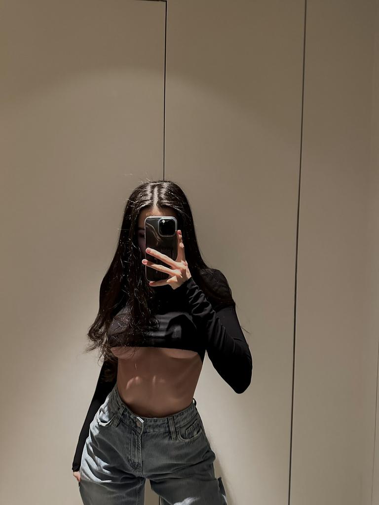 Топ с длинным рукавом