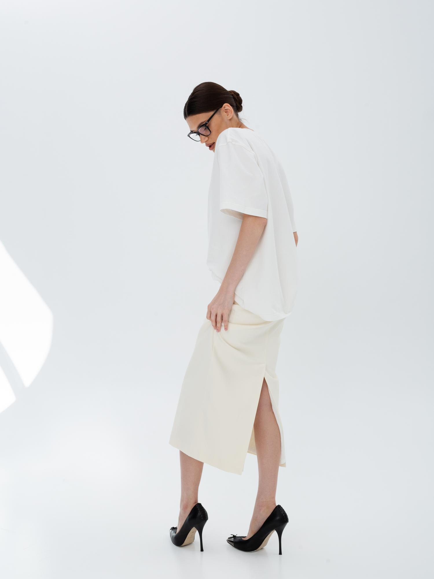 Юбка прямая из костюмной вискозы