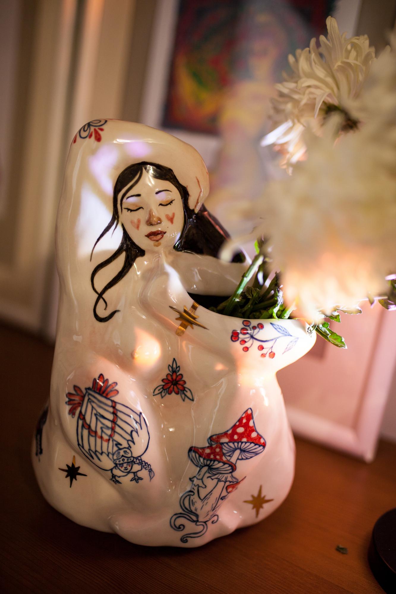 Ваза «задумчивая дева»